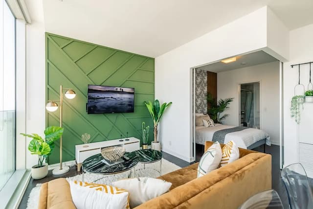 SkyTree Modern Suites-Premium Condo-9