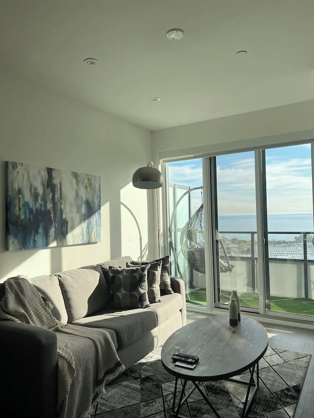 アダステイスイーツトロント-クラシック コンドミニアム クイーンベッド 1 台 シティビュー-1