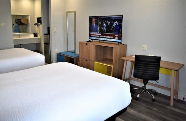 休斯敦大學 - 市中心溫德姆戴斯套房飯店-舒適客房, 2 張加大雙人床, 非吸煙房-7