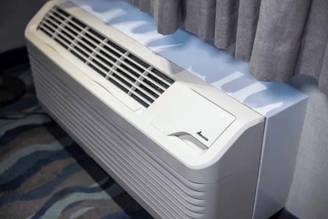 Accent Inns Burnaby-Executive Suite-8