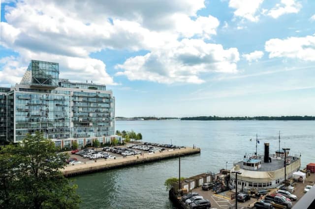 多倫多威斯汀海港城堡飯店-開放式套房, 1 張特大雙人床, 湖景, 邊間-8