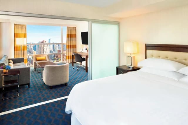 Sheraton Vancouver Wall Centre-俱乐部客房, 多张床 (Bedroom 1: 1 King.  Bedroom 2: 1 King)-7