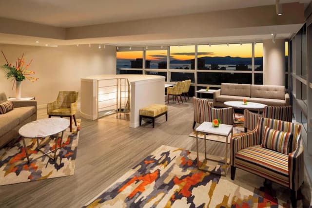 溫哥華喜來豋華爾中心-俱樂部客房, 1 張特大雙人床-7