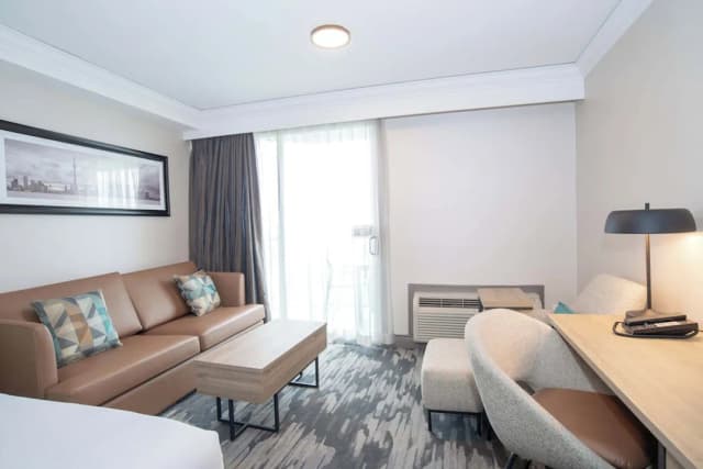 多倫多機場桑德曼簽名飯店-頂級客房, 2 張加大雙人床, 陽台-4