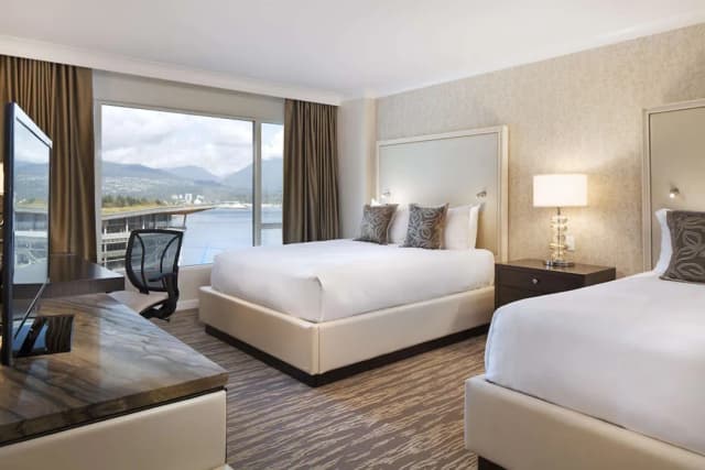 Fairmont Waterfront-特色客房, 2 张双人床 (Harbor and Stanley Park View)-4