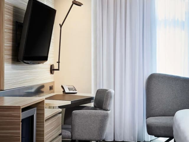 多倫多北約克諾富特飯店-行政客房, 1 張特大雙人床-15