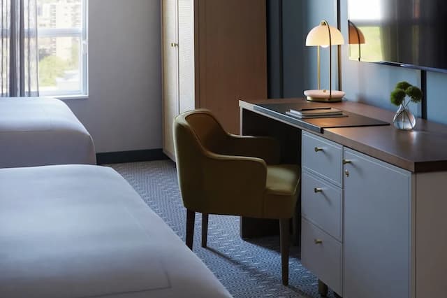 Kimpton Saint George by IHG-Room, 2 Queen Beds-7