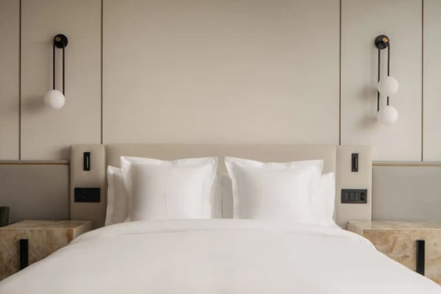 多倫多四季飯店-極品客房, 1 張特大雙人床, 無障礙-2