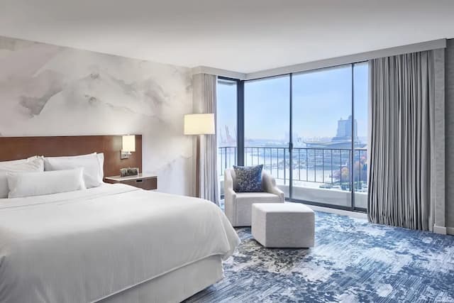 ザ ウェスティン ベイショア バンクーバー-プレミアム ルーム キングベッド 1 台 マリーナビュー-6