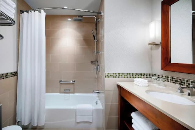 ザ ウェスティン ベイショア バンクーバー-スーペリア ルーム ダブルベッド 2 台 ガーデンビュー-7