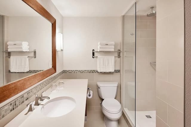 ザ ウェスティン ベイショア バンクーバー-パノラミック スイート 1 ベッドルーム マウンテンビュー-6