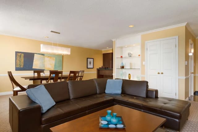 DoubleTree by Hilton Hotel Toronto Downtown-Suite, 1 King Bed with Sofa bed, Kitchen-6