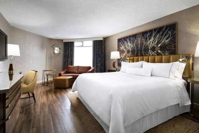 威斯汀多倫多機場飯店-傳統客房, 1 張特大雙人床-2