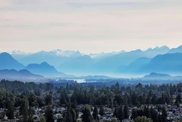 쉐라톤 밴쿠버 길퍼드 호텔-디럭스룸, 킹사이즈침대 1개 및 소파베드-8