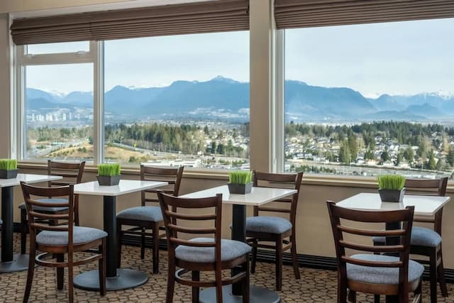 쉐라톤 밴쿠버 길퍼드 호텔-펜트하우스, 킹사이즈침대 1개 및 소파베드-18