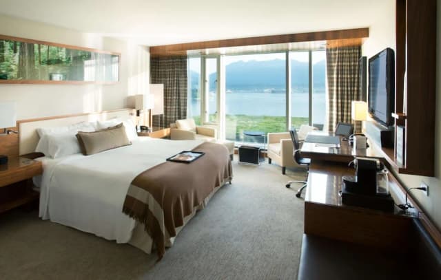 Fairmont Pacific Rim-套房, 1 张特大床和 1 张沙发床, 公园景观 (Fairmont)-2