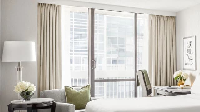 多倫多切爾西飯店-客房, 1 張特大雙人床 (Chelsea)-5