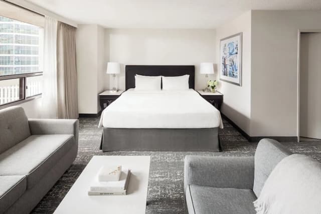 多倫多切爾西飯店-開放式客房, 1 張特大雙人床和 1 張沙發床, 簡易廚房-1