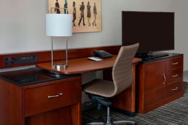 多倫多伊頓市中心萬豪飯店-俱樂部客房, 1 張特大雙人床和 1 張沙發床-10