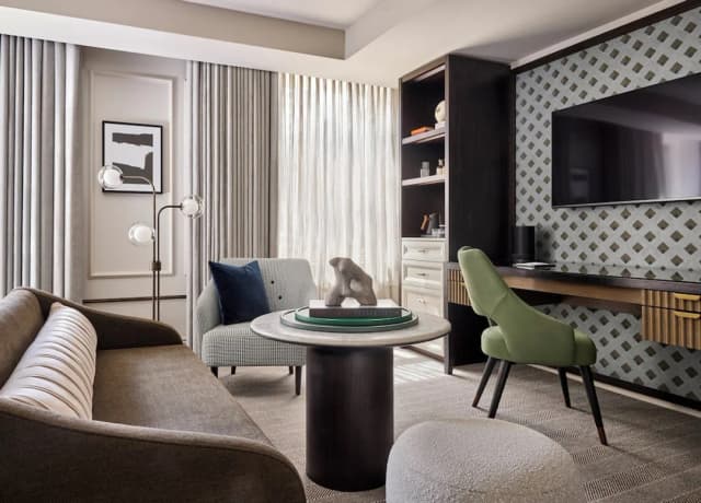 溫哥華瑰麗酒店-Premier King Gallery City View-6