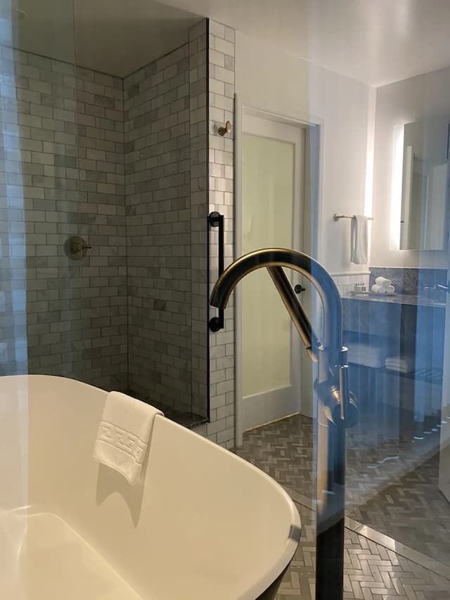 エクスチェンジ ホテル バンクーバー-プレジデンシャル ルーム-5