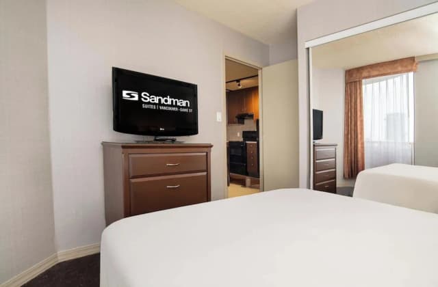 溫哥華戴維桑德曼套房酒店-套房, 1 張加大雙人床及 1 張梳化床, 廚房, 海景 (W/D, Balcony)-2