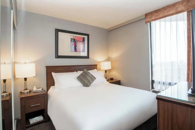 溫哥華戴維桑德曼套房酒店-套房, 1 張加大雙人床及 1 張梳化床, 廚房, 海景 (W/D, Balcony)-1