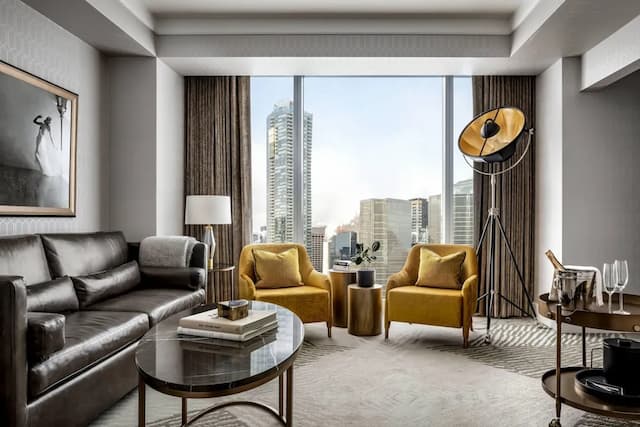 The Ritz-Carlton, Toronto-Club Suite, 1 Bedroom, Corner-9