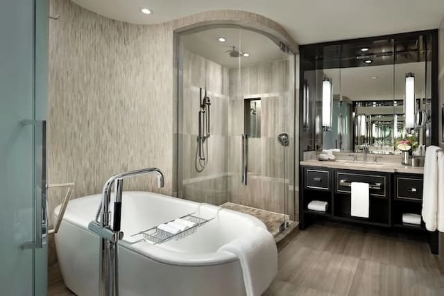 The Ritz-Carlton, Toronto-Executive Suite, 1 Bedroom-9