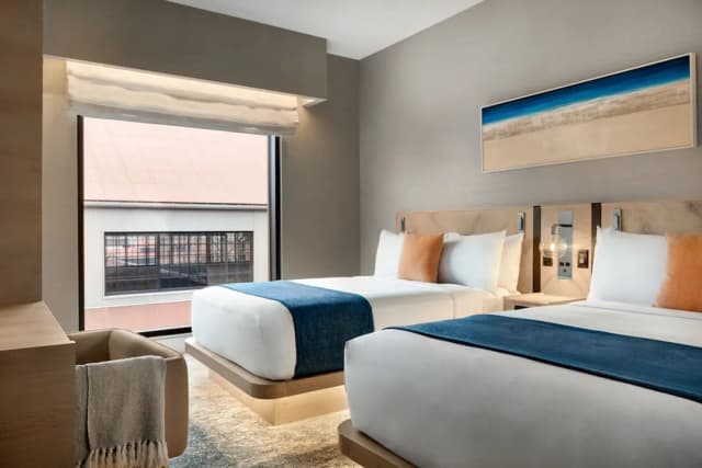 北溫哥華海濱飯店-豪華雙人房, 2 張標準雙人床-1