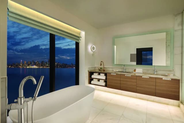 北溫哥華海濱飯店-豪華客房, 海景-3