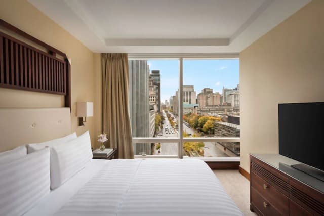 多倫多香格里拉-豪華客房, 1 張特大雙人床-2