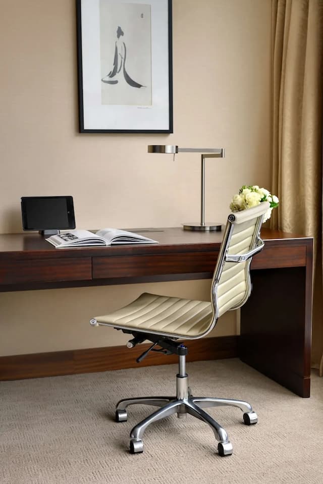 샹그릴라 토론토-프리미어룸, 퀸사이즈침대 2개-3