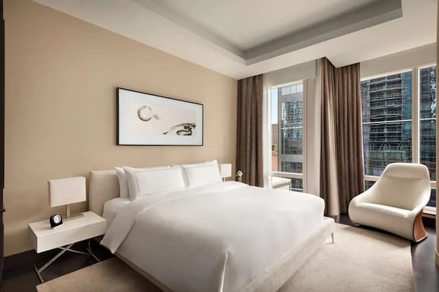 샹그릴라 토론토-프리미어룸, 킹사이즈침대 1개 (View)-2