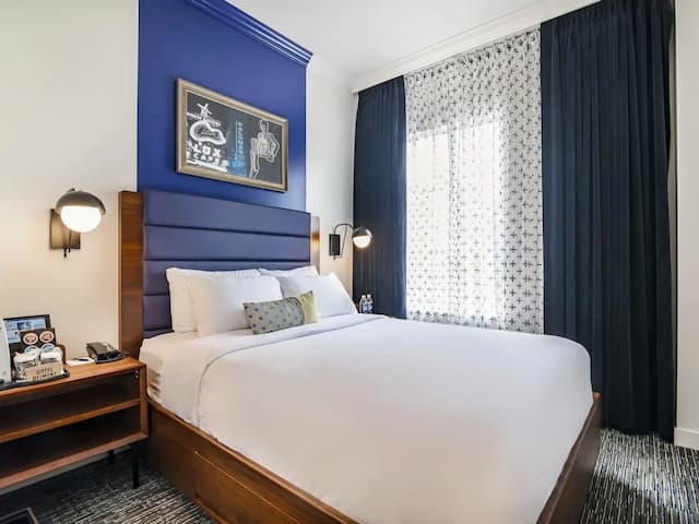 溫哥華貝爾蒙特美憬閣酒店-經典客房, 1 張加大雙人床-3