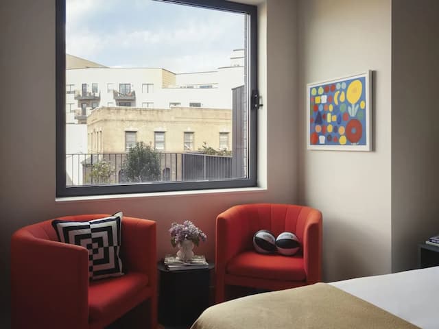 Penny Williamsburg-Supreme Queen-8