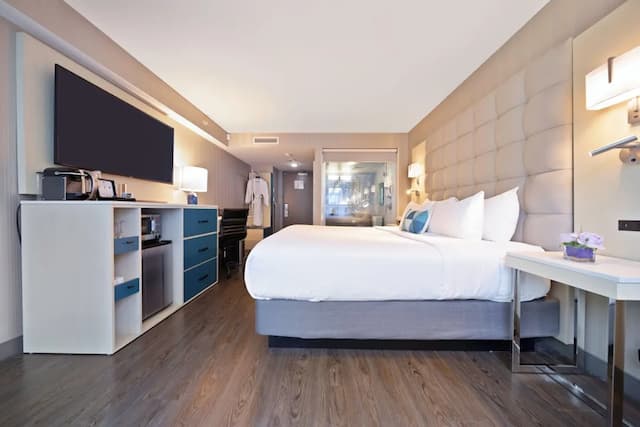 溫哥華布魯酒店-豪華客房, 1 張特大雙人床-4