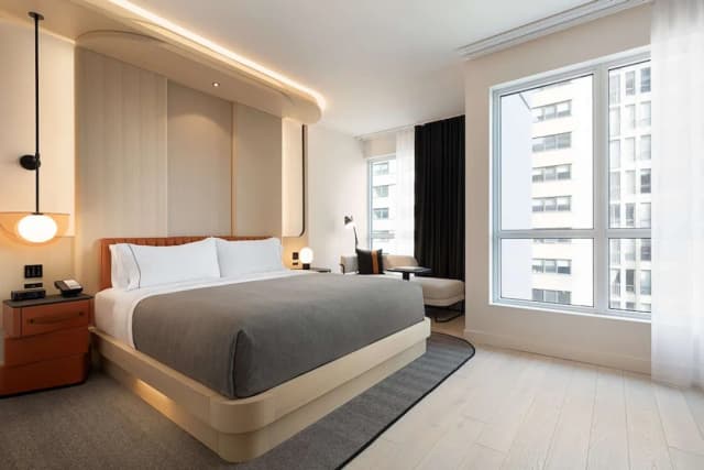 캐노피 바이 힐튼 토론토 요크빌-룸, 킹사이즈침대 1개 (Rosedale)-1