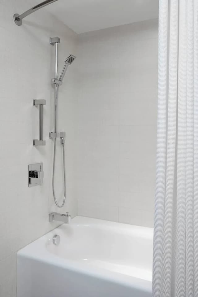 Delta Hotels by Marriott Toronto-Room, 2 Queen Beds-6