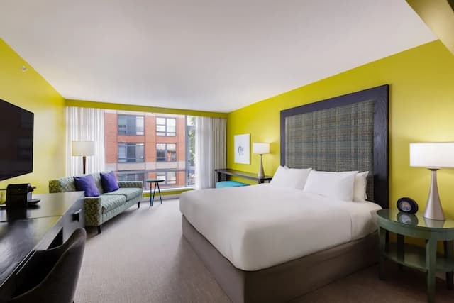 オーパス ホテル バンクーバー-デラックス ルーム キングベッド 1 台-4