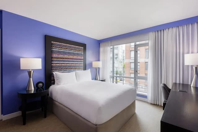 オーパス ホテル バンクーバー-スタンダード ルーム クイーンベッド 1 台-3