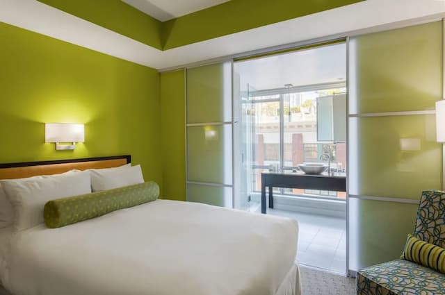 オーパス ホテル バンクーバー-スーペリア ダブルルーム-2