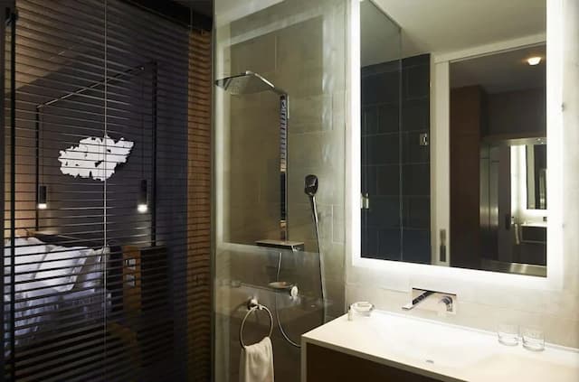 르 제르망 호텔 토론토-럭셔리룸, 킹사이즈침대 1개 (Prestige)-4