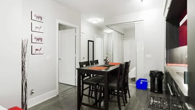 スカイライン スイーツ - ネクスト トゥ MTCC, ACC & CN タワー-プレミアム アパートメント 2 ベッドルーム 2 バスルーム-8