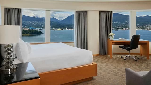 Pan Pacific Vancouver-Premier Room, 1 King Bed-5