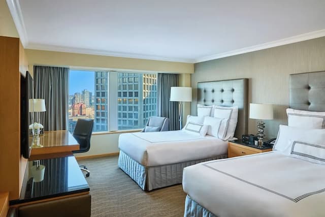 Pan Pacific Vancouver-Deluxe Double Room, City View-1