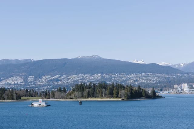 Pan Pacific Vancouver-Deluxe Room, 2 Double Beds, Harbor View-3