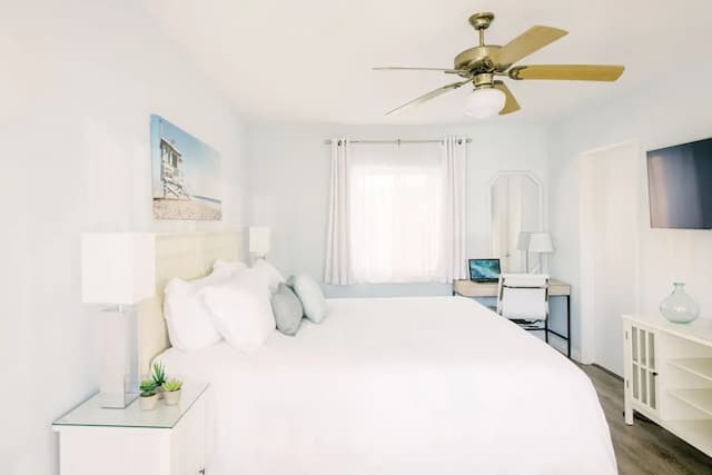 ベイサイド ホテル-エコノミー ルーム クイーンサイズベッド-1