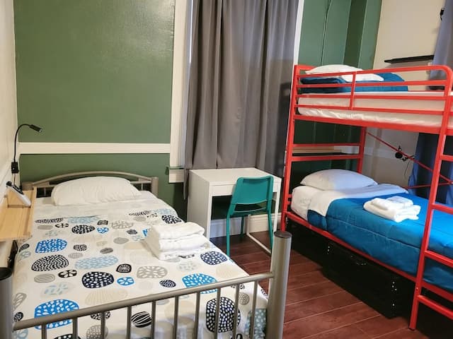 奧蘭治村旅舍-標準客房, 3 間臥室, 非吸煙房, 共用浴室-15