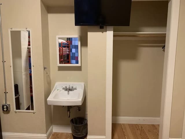 奧蘭治村旅舍-標準客房, 3 間臥室, 非吸煙房, 共用浴室-14